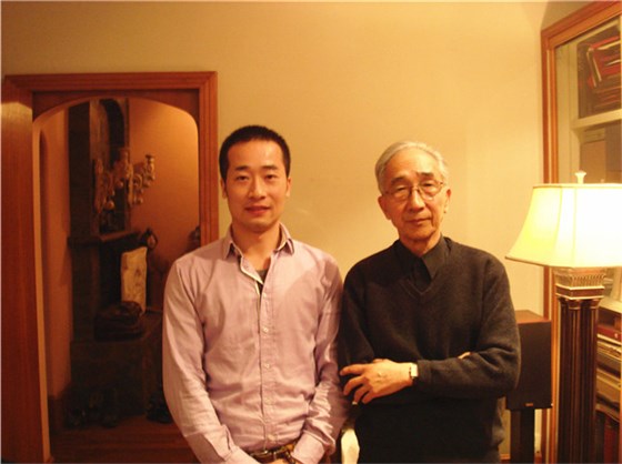 浦君艺术总经理胡桂忠先生与中国美术家协会名誉主席靳尚谊先生合影