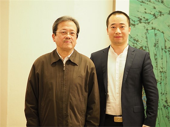 浦君艺术总经理胡桂忠与中国美术家协会副主席冯远合影