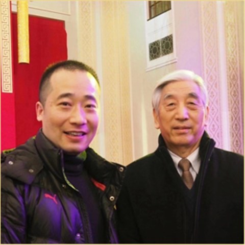 浦君艺术创始人胡桂忠与张海先生合影